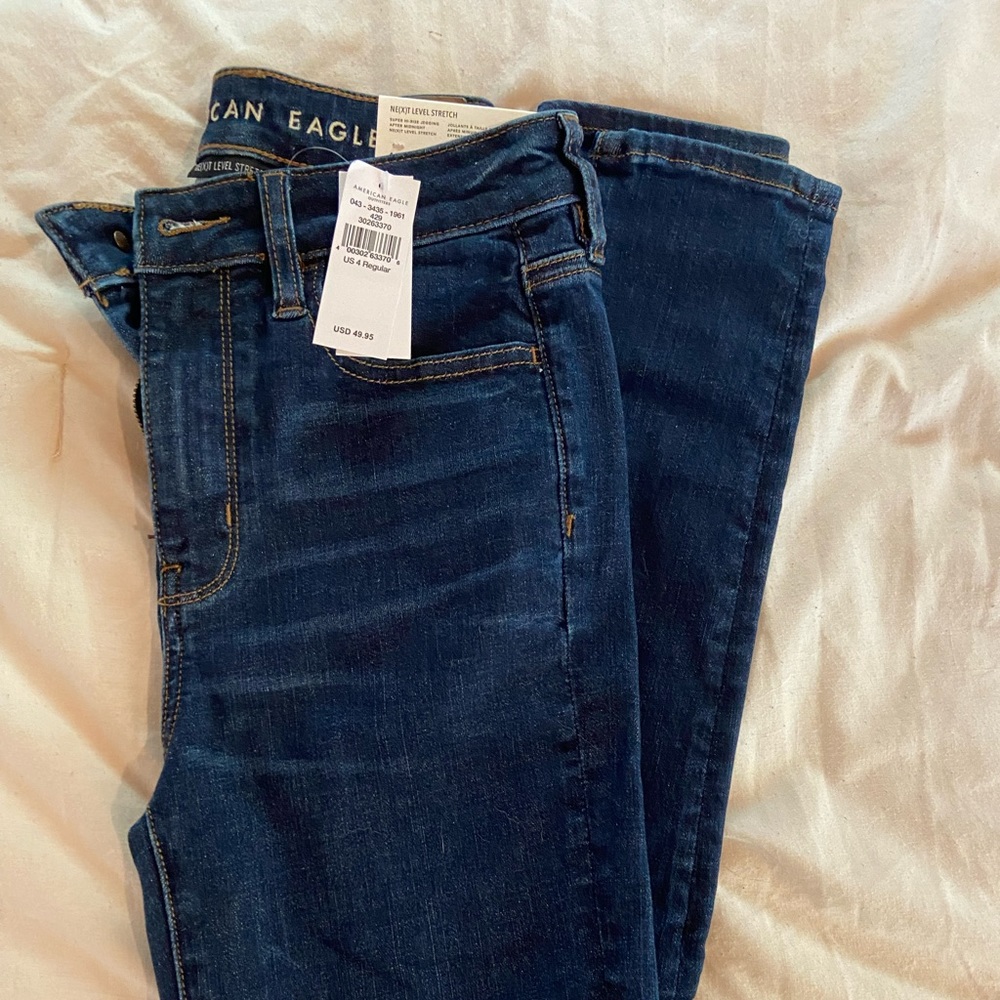 NWT American Eagle Super High Rise Next Level Stretch Jeggings